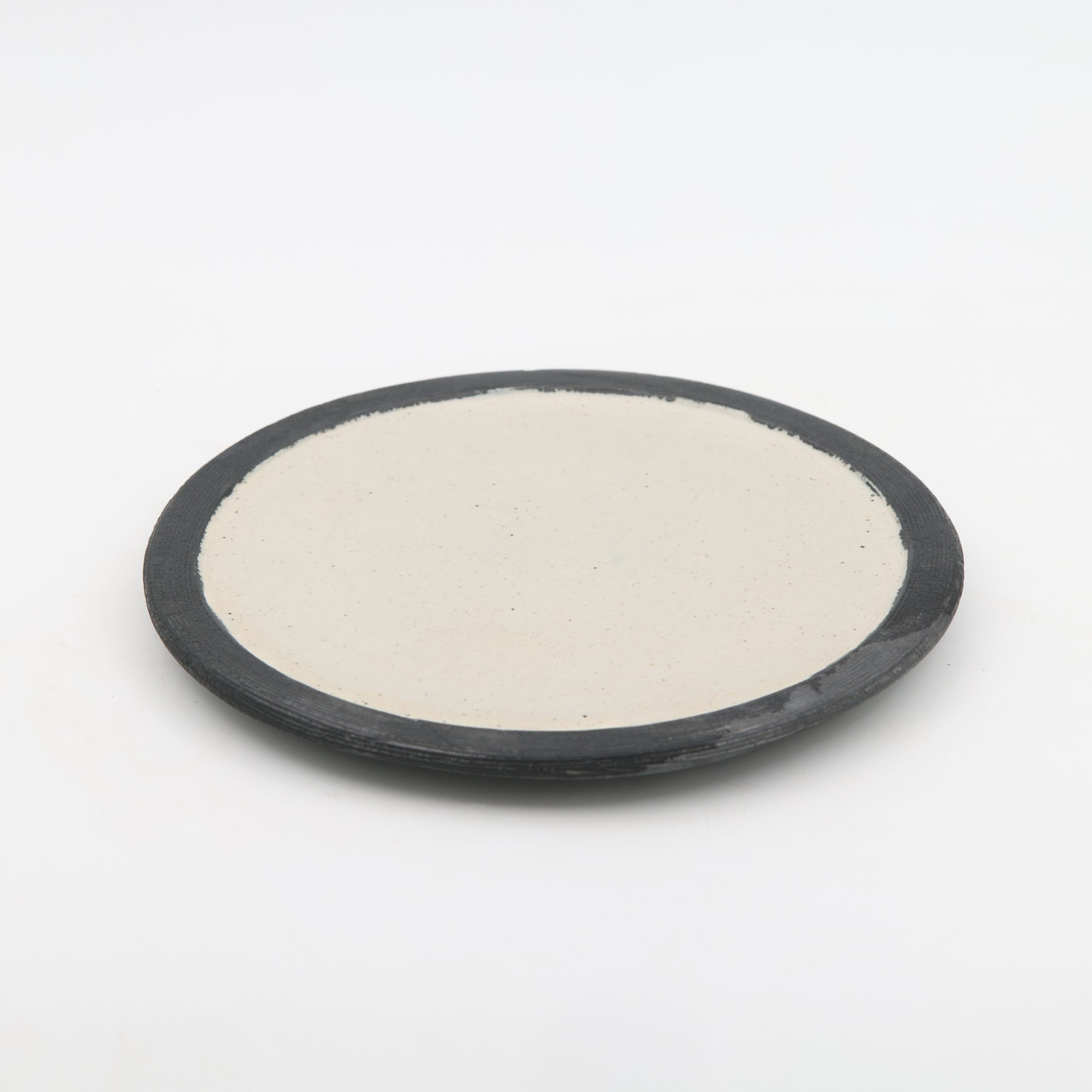 Plato Plano 23cm-Blanco Mate Con Orilla Negro Lumbre