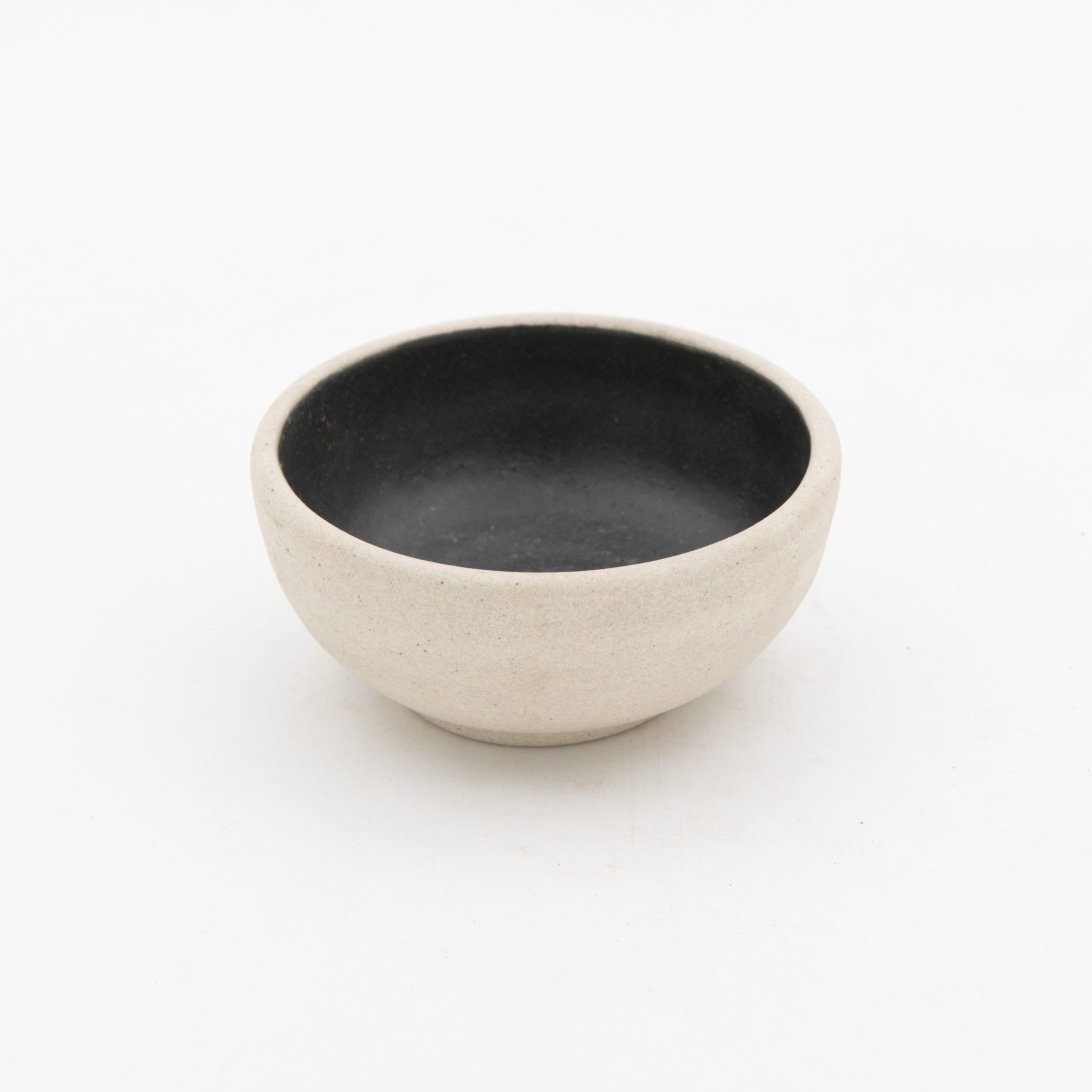 Ramequin con Pata 4oz-Pasta Natural interior Negro Mate