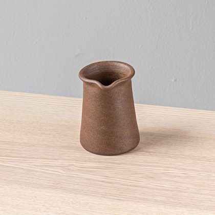 Vertedor Angular 4oz-Barro de Alta Temperatura