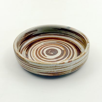 Tazon Plano 13x3cm-Cortado Blanco y Café