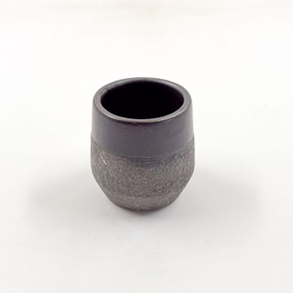 Vaso Angular 8oz-Engobe Negro y Negro mate