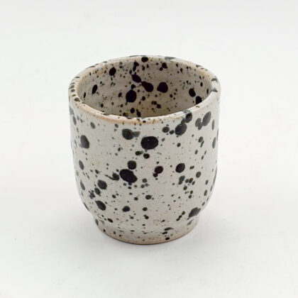 Vaso Boleado con Pata 5oz-Blanco Japeado Negro