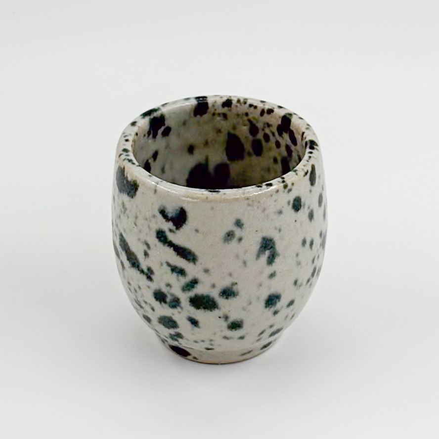 Vaso Oval con Pata 6oz-Blanco Jaspeado Negro