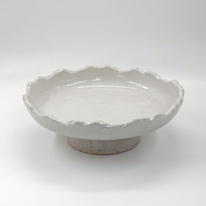 Plato Pedestal Borde Irregular 28x9cm-Blanco Semi Brillante