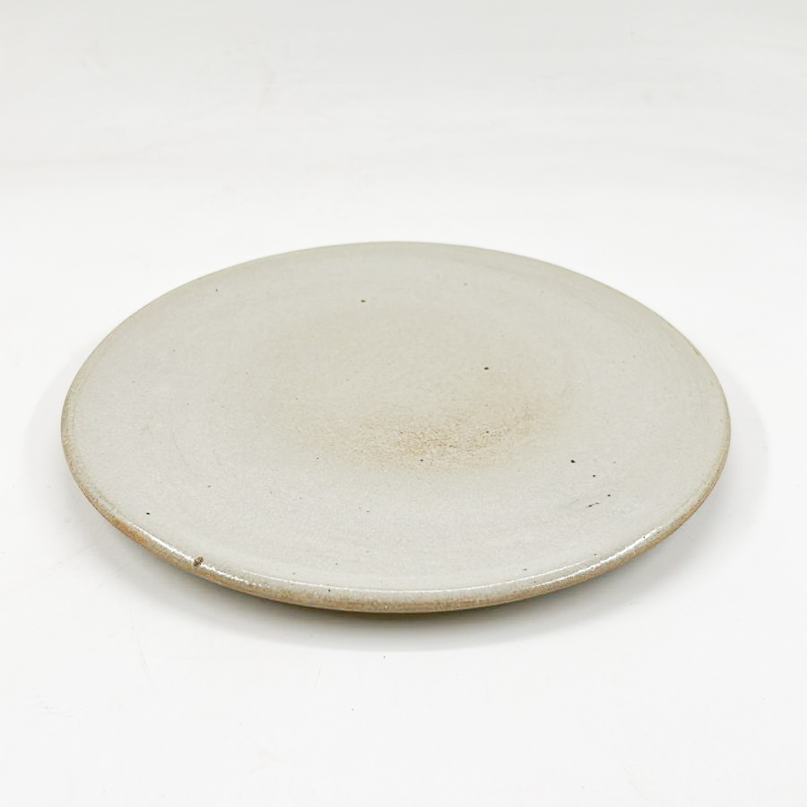 Plato Plano 22cm-Pasta con Oxido y Blanco Semi Brillante