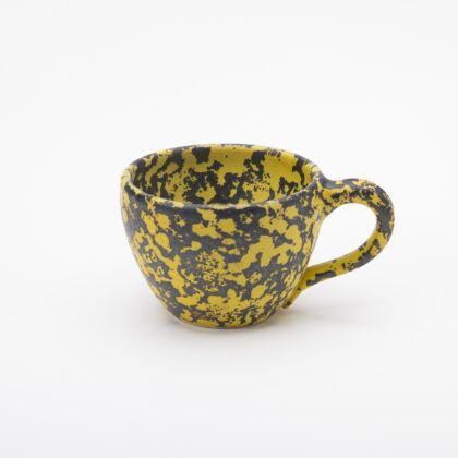 Taza Latte 12oz-Amarillo y Negro Lumbre