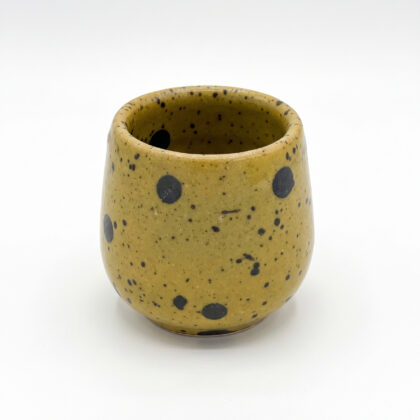 Vaso Oval con Pata 4oz-Amarillo Oxido Jaspeado Negro
